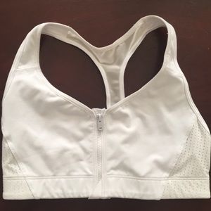 Victoria’s Secret white sports bra VSXSport